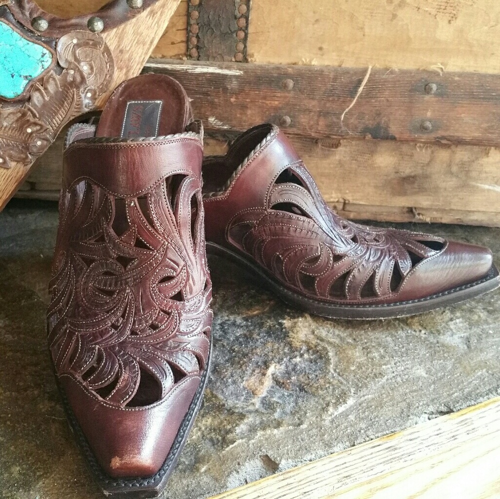 🎉❤️HP!!❤️🎉Handmade Tres Outlaws Leather Mules